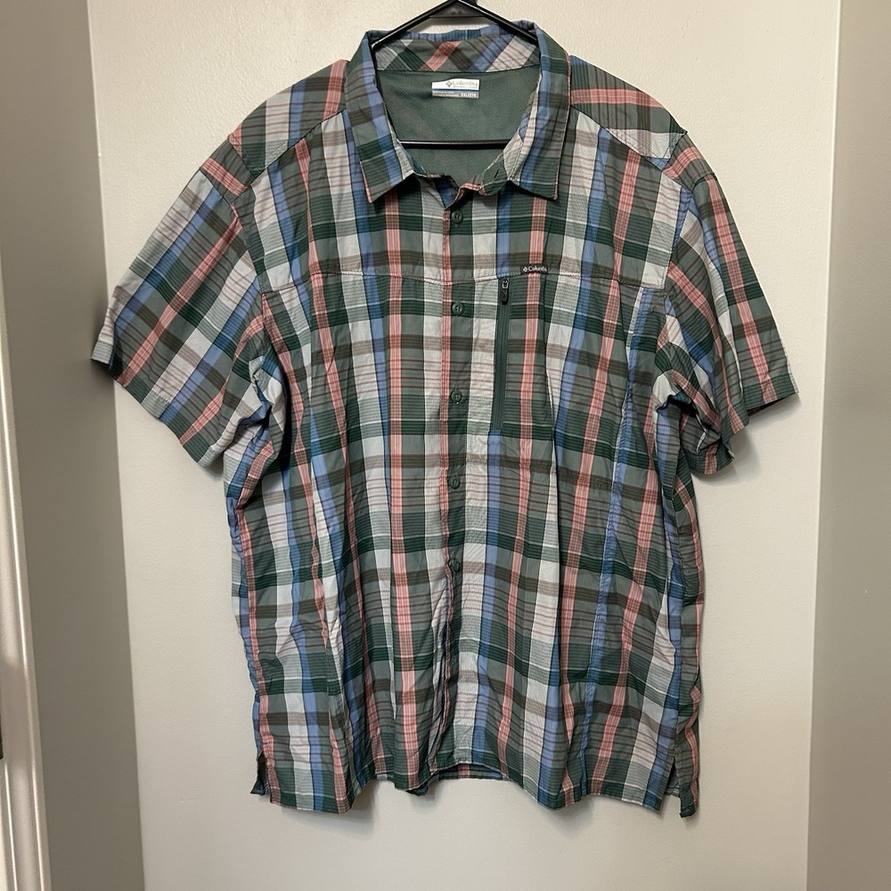 Columbia Button Down Shirt Men's XXL Blue Plaid Short Sleeve Zipper Pocket
